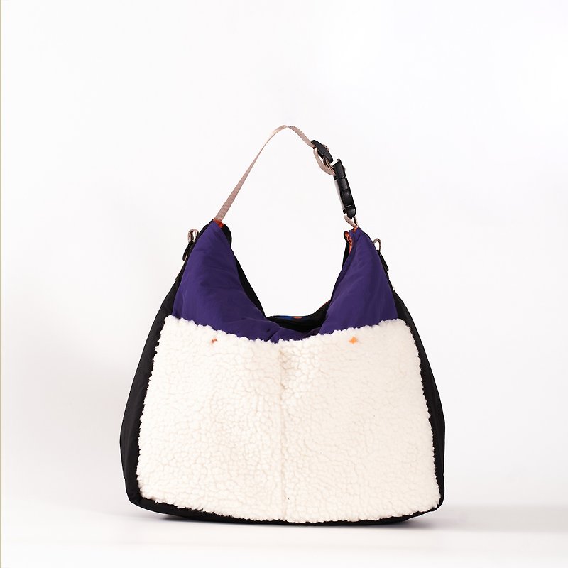 Fluffy Lively Tote : Cream & Purple - กระเป๋าแล็ปท็อป - ผ้าฝ้าย/ผ้าลินิน สีม่วง