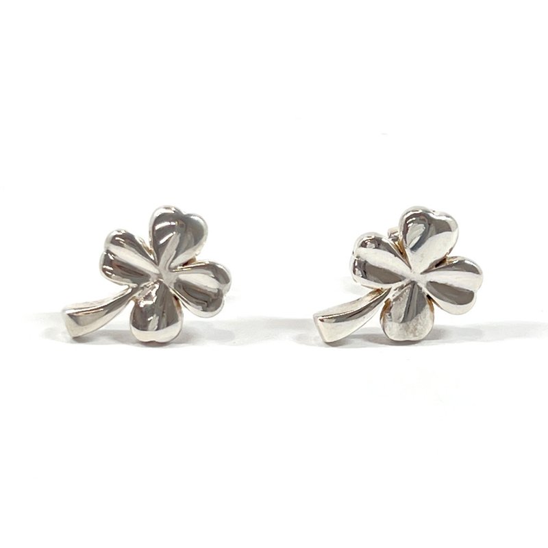 CHANEL Clover Earrings, Four-leaf Silver 925, Accessories, Jewelry - ต่างหู - เงินแท้ สีเงิน