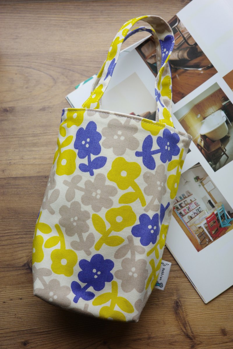 Flowers - Water Bottle Bag, Beverage Bag, Beverage Bag, Eco-Friendly Water Bottle Bag | Haibo Handmade - ถุงใส่กระติกนำ้ - ผ้าฝ้าย/ผ้าลินิน 