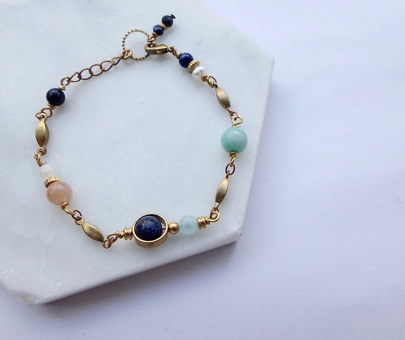 Bronze bracelets | lapis lazuli | Stone| freshwater pearl | Sun Stone - สร้อยข้อมือ - ทองแดงทองเหลือง 