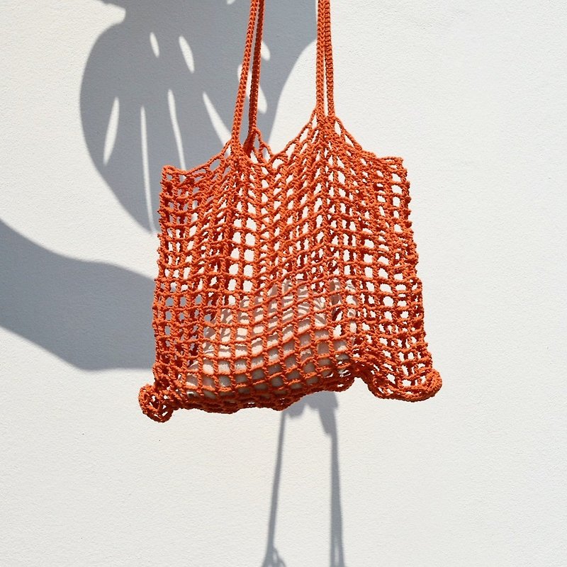 Orange Nagridia Crochet Bag - กระเป๋าถือ - ผ้าฝ้าย/ผ้าลินิน สีแดง