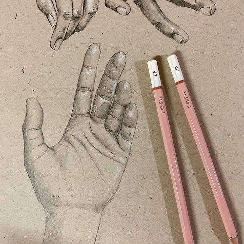 1 pc - The Eye Graphite Sketching Pencil - Pink X Rose Gold – Loeil Art  Supplies