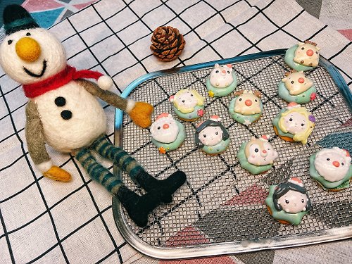 寶貝貓的甜點旅行 【聖誕節快樂】聖誕馬林糖小圓餅
