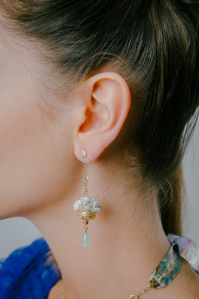 Prehnite and Potted Succulent in Chalice Gold-plated S925 Earrings - Earrings & Clip-ons - Clay Pink