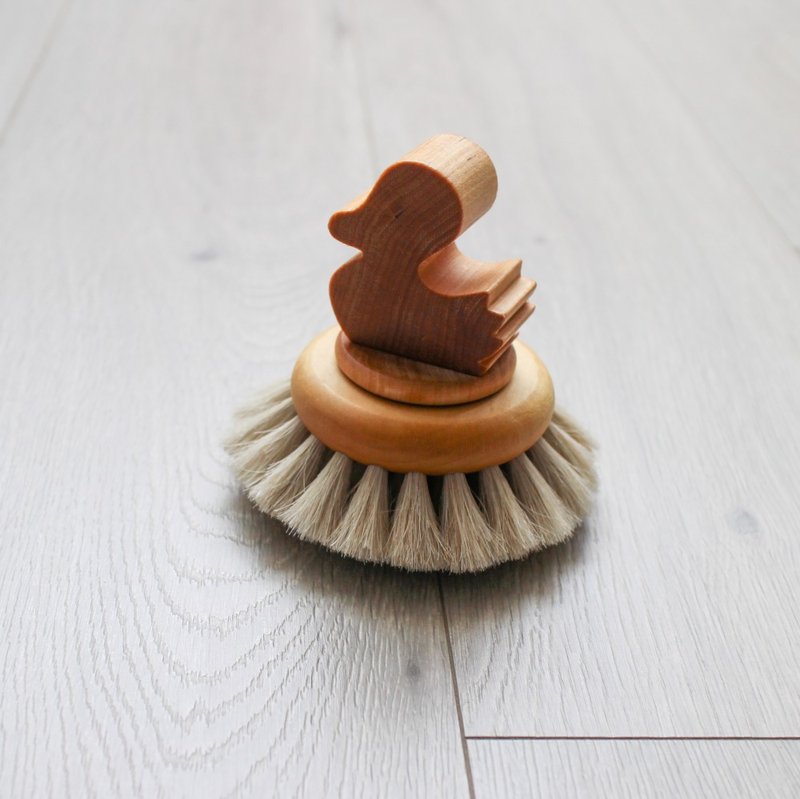 baby duck bath brush - อุปกรณ์ห้องน้ำ - ไม้ สีกากี