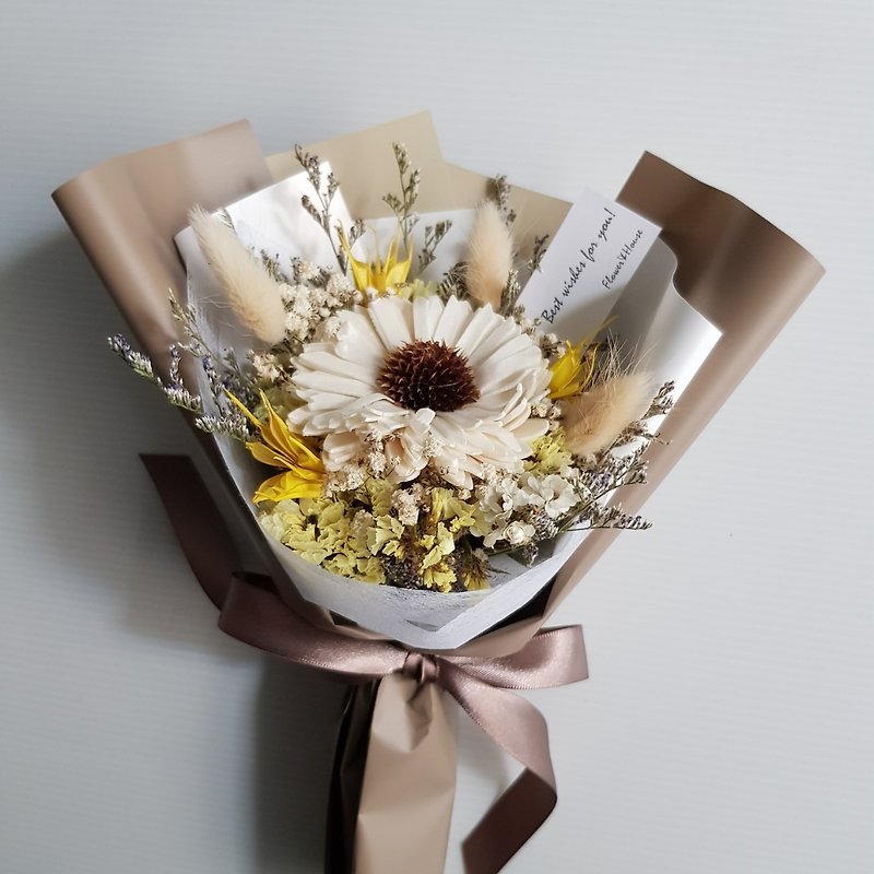 Graduate dry flower | Graduation bouquet | Yellow hawthorn sunflower bouquet S / M / L | Taipei welcome to pick it up - Dried Flowers & Bouquets - Plants & Flowers Yellow