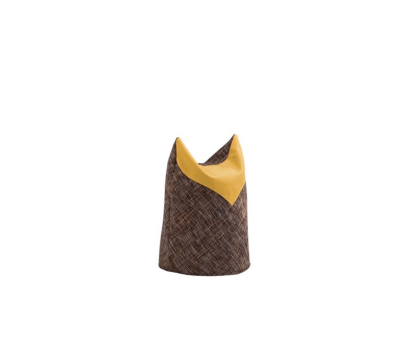 [STRAUSS with affectionate door] ─ ear stool (small). Available in three colors - Chairs & Sofas - Wood 
