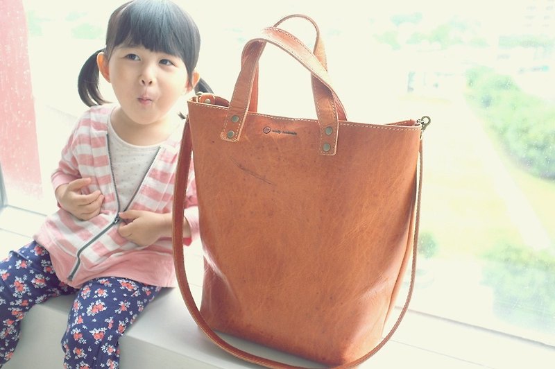 Deerskin oblique rectangular package (hand / shoulder dual / A4) Newspaper Hikaru the inter ー シ ッ gu ba - Messenger Bags & Sling Bags - Genuine Leather Brown