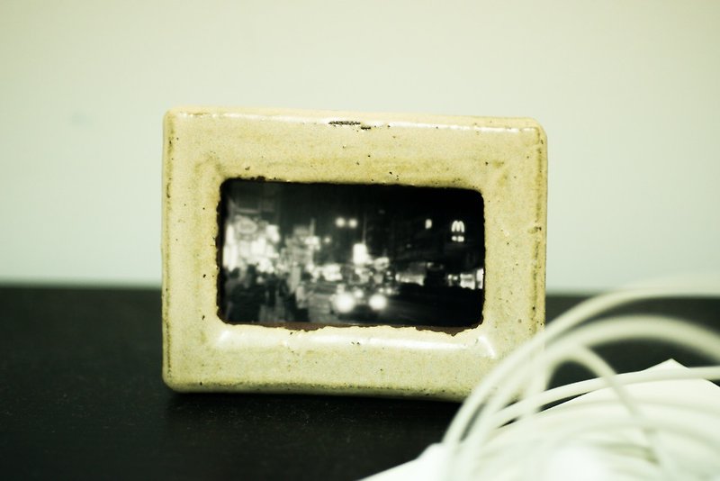 Handmade in HK Tiny Ceramic Rectangular Photo Frame - Items for Display - Pottery Gray