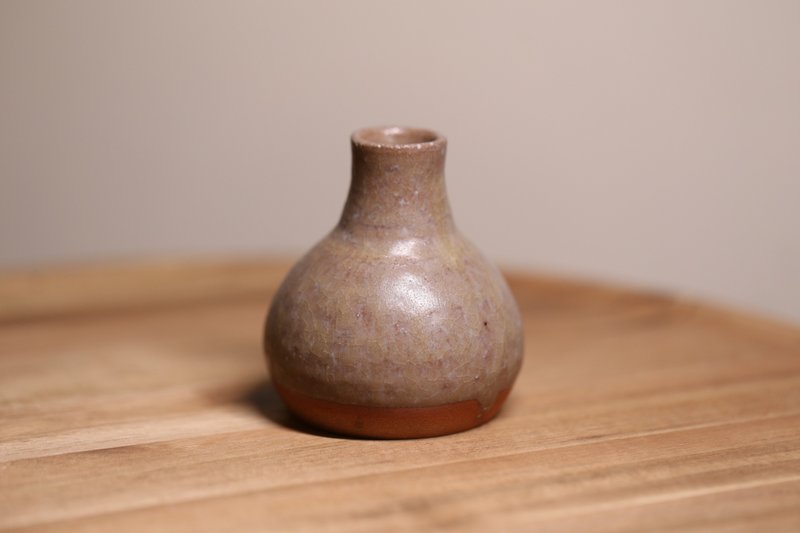 【 灰釉 】 玫瑰粉 微開片花器 - 花瓶/花器 - 陶 