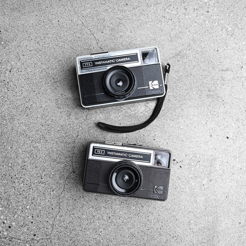 Vintage 1977 Kodak Instamatic 76x 77x 柯達古董相機/台北古董 - 相機/拍立得/底片相機 - 塑膠 黑色