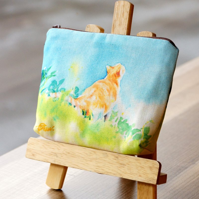 Watercolor illustration wind change / cosmetic bag - look up on the green slope - Coin Purses - Other Materials Blue