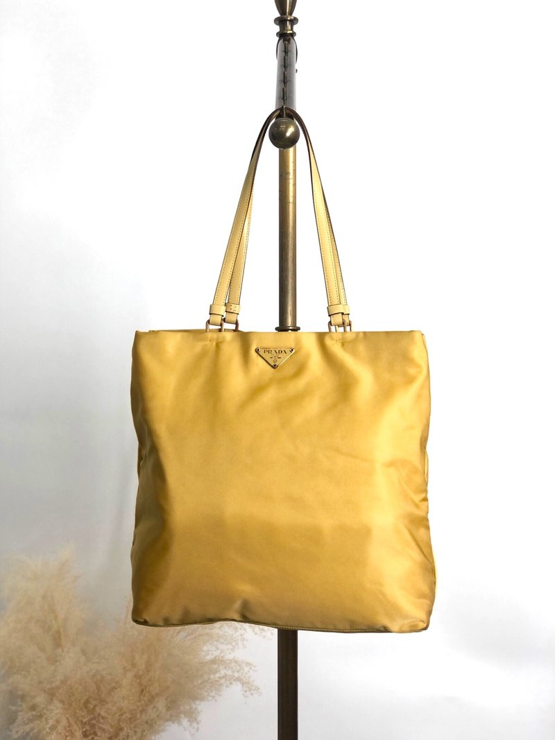 【 日本直送　名牌中古包 】PRADA プラダ トートバッグ イエロー トライアングルロゴ ナイロン vintage ヴィンテージ オールド gp2htj - 手提包/手提袋 - 尼龍 黃色