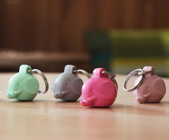 北欧象のキーホルダー - ショップ Norsu Palaset フィンランドの貯金箱