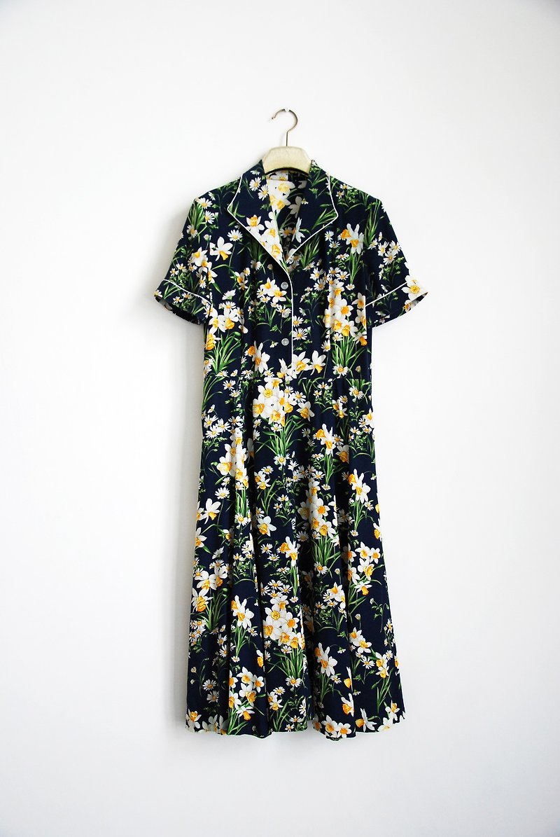 Vintage print dress - ชุดเดรส - วัสดุอื่นๆ 