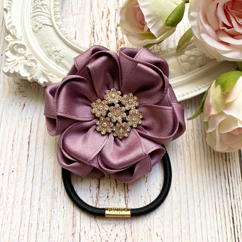 Elegant multi-level flower-shaped hair bundle/purple lotus root - Hair Accessories - Other Materials Purple