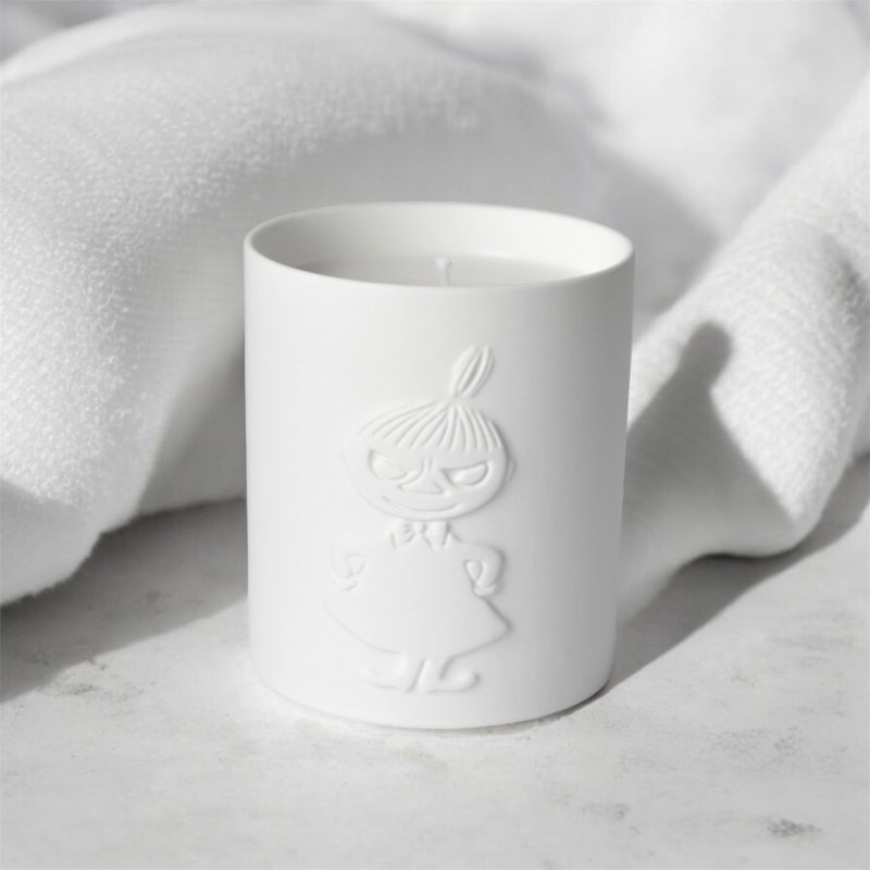 Lulumi Xiaomei plain-fired ceramic scented candle 200g — Authorized by Moomin, Finland - เทียน/เชิงเทียน - เครื่องลายคราม ขาว