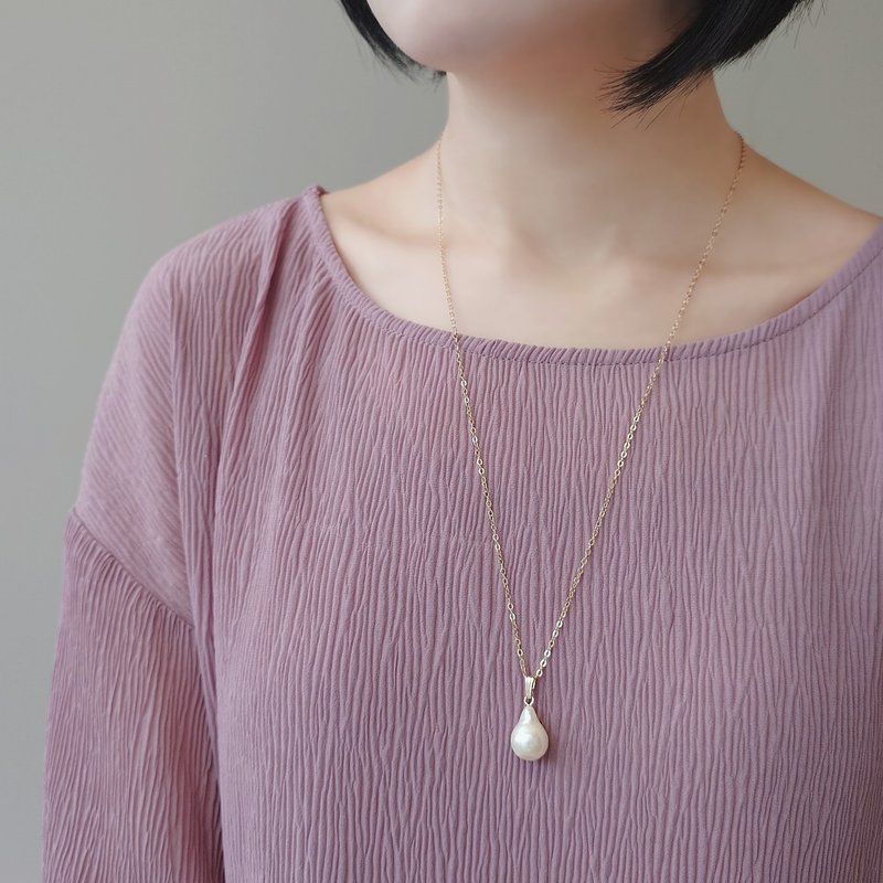 Limited | Baroque Freshwater Pearl Charm 14Kgf Long Necklace - สร้อยคอยาว - ไข่มุก ขาว