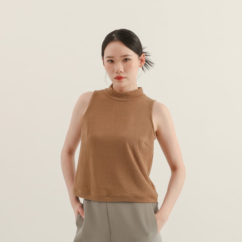 【經典原創】Image_形象立領皺褶背心_CLT012_棕 - 背心/無袖上衣 - 聚酯纖維 咖啡色