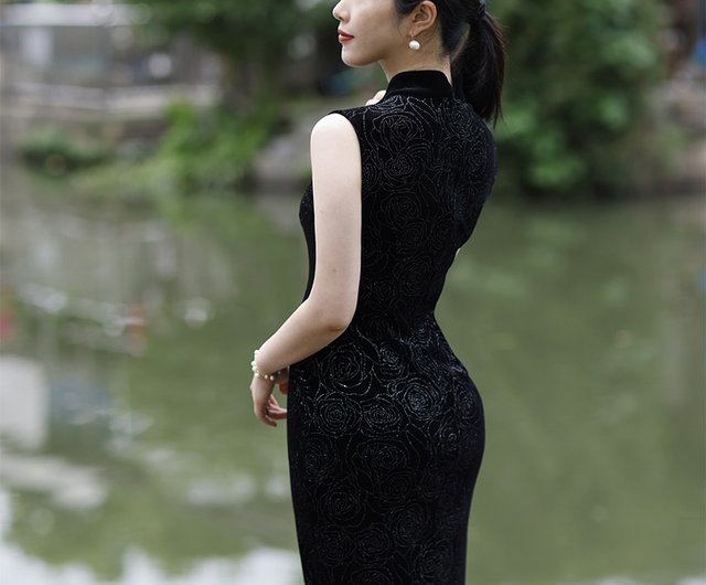 Self-Cultivation Beaded Knit Bodycon Dress Self-Cultivation Beaded Knit Bodycon Dress