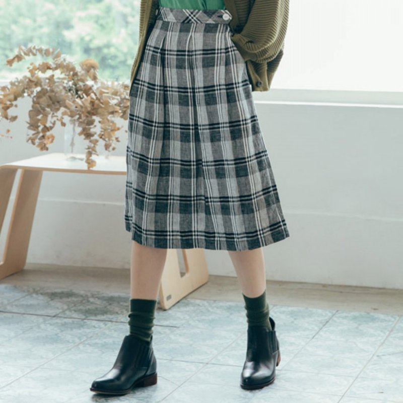 Small step dance plaid Linen skirt - Midnight Black Cat - กระโปรง - ผ้าฝ้าย/ผ้าลินิน สีดำ