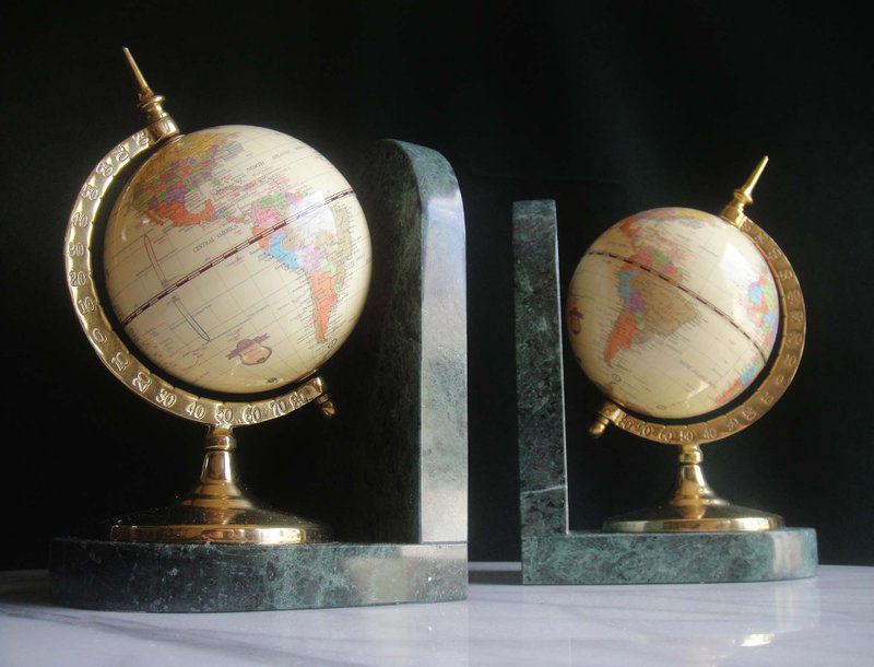 [OLD-TIME] A pair of early second-hand Taiwan thick marble base globe bookends - Items for Display - Other Materials Multicolor