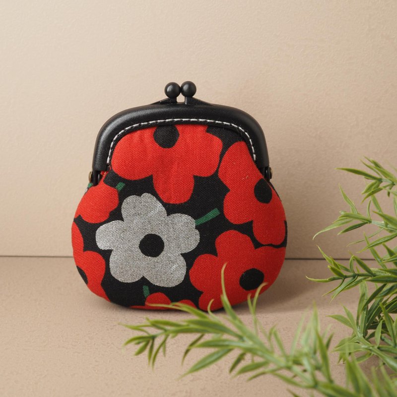 【燙銀小花朵】零錢包#小口金包#可愛#日系#收納 - 零錢包/小錢包 - 棉．麻 紅色