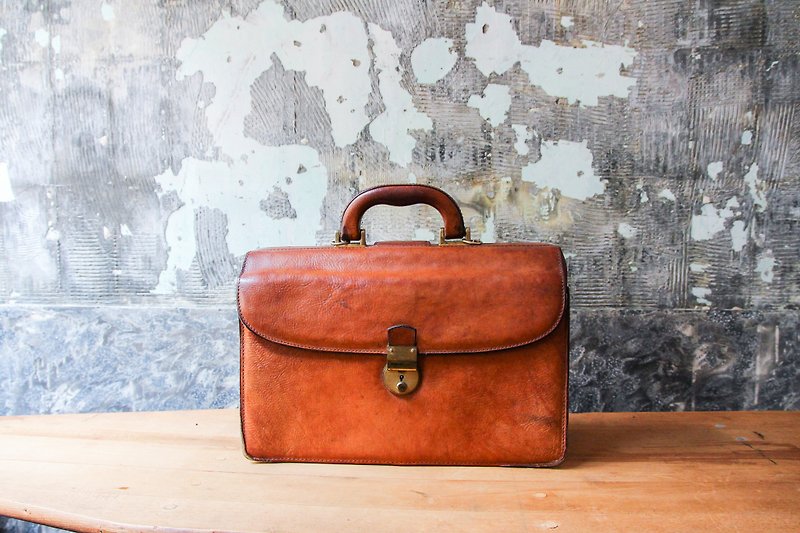 袅袅 department store-Vintage caramel color portable leather briefcase retro - Handbags & Totes - Genuine Leather 