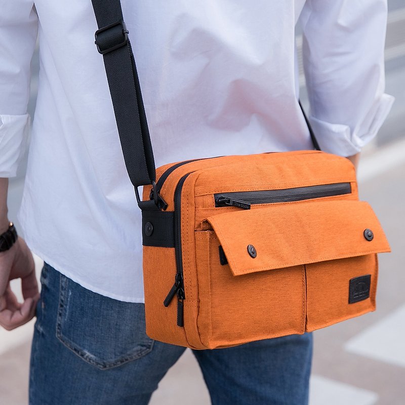 Lightweight Crossbody Bag Bike Bag Waterproof Travel Bag Side Backpack Small Bag Skyline-Orange - กระเป๋าแมสเซนเจอร์ - วัสดุกันนำ้ สีส้ม