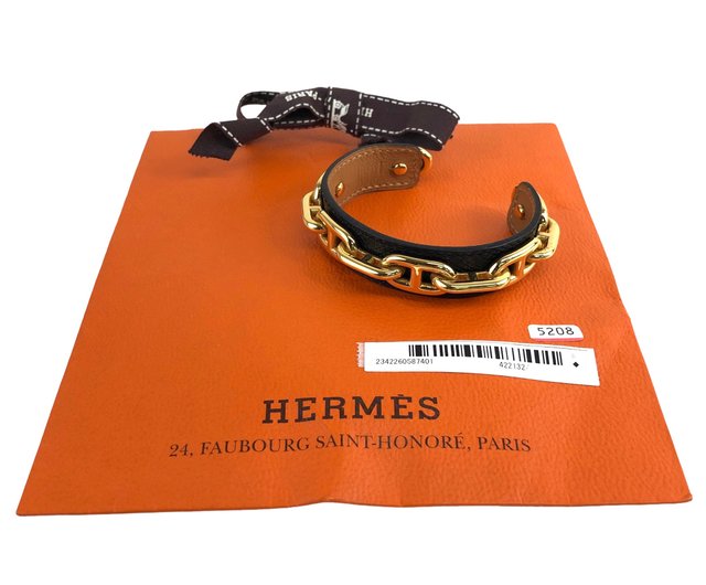 日本直送 名牌中古包 】HERMES エルメス シェーヌダンクルレザー バングル ブラック×ゴールド vintage ヴィンテージ オールド  i5kvpf - ショップ VintageShop solo ブレスレット - Pinkoi