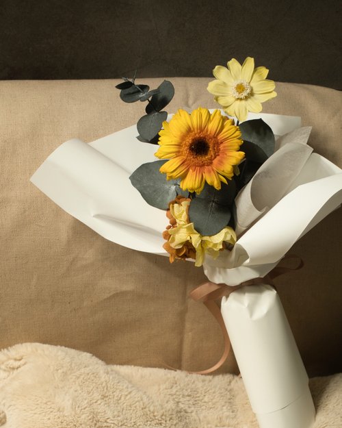 木漏日｜Komorebi Florist 畢業季向陽系列永生中花束