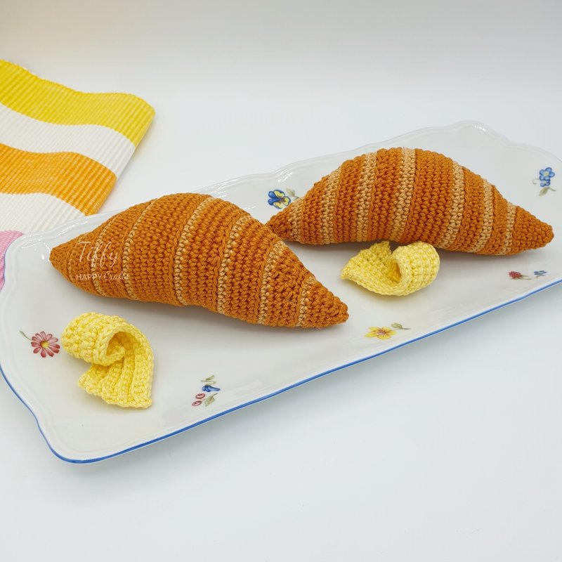 Croissants in 2 Versions incl. Butter Piece Crochet Pattern for Play Kitchen - 手工藝教學/工具書 - 其他材質 