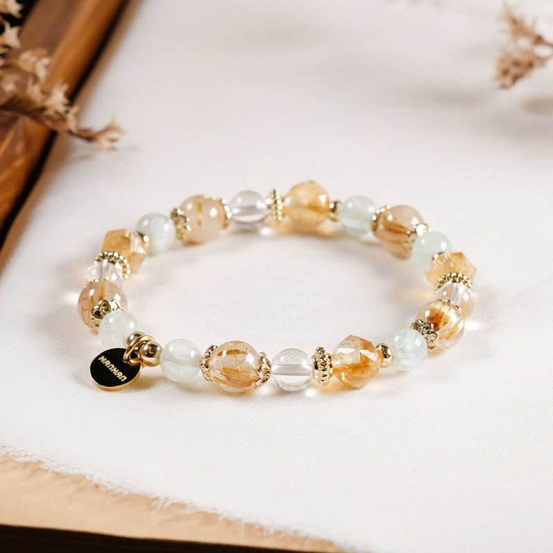 Citrine Blonde Crystal (Titanium Crystal) Feather Stone White Crystal Bracelet Natural Ore Crystal - สร้อยข้อมือ - เครื่องเพชรพลอย สีเหลือง