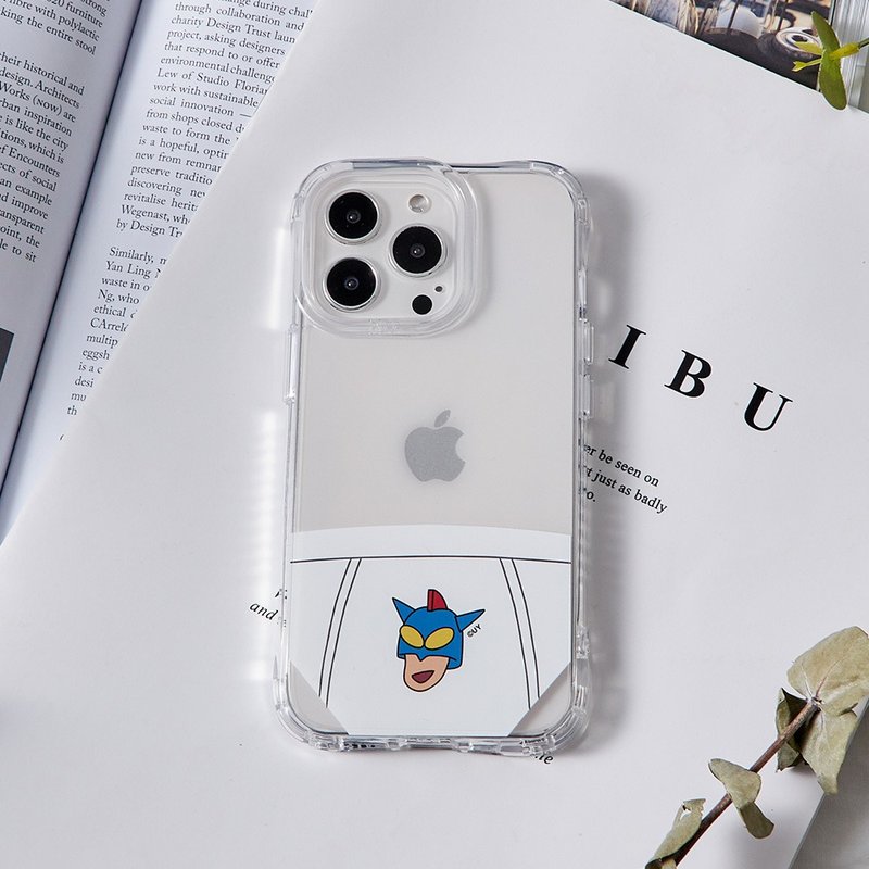 Crayon Shin-chan Dynamic Superman Underpants Anti-yellowing and Anti-fall MagSafe iPhone Case - เคส/ซองมือถือ - พลาสติก สีใส