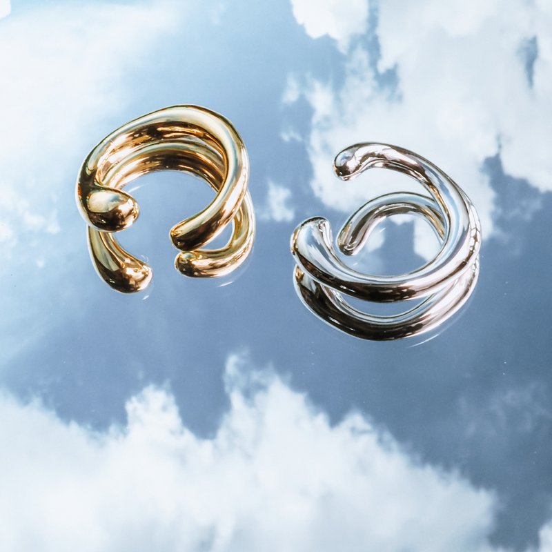 【歲末 7 折】Sculpture 純銀無痛耳骨夾 中性耳骨扣イヤーカフ男 - 耳環/耳夾 - 銅/黃銅 銀色