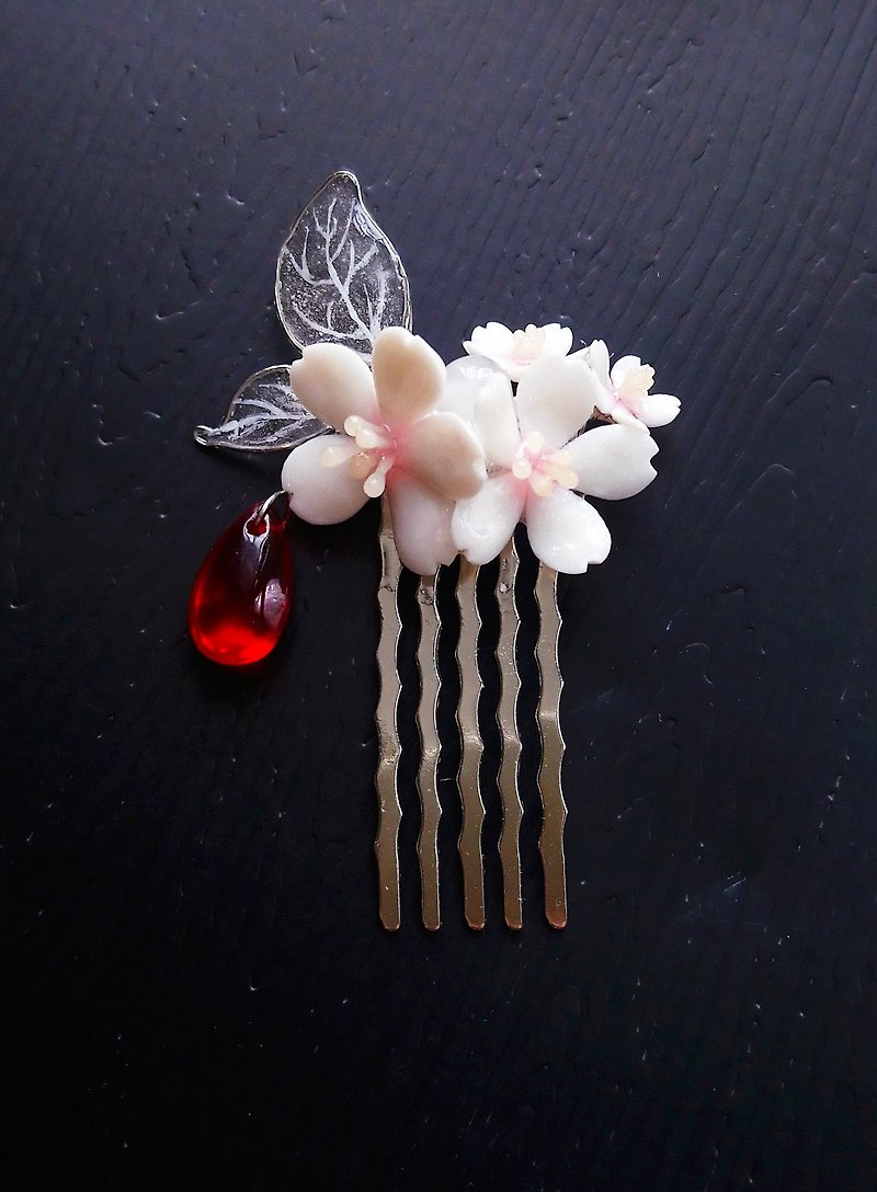 Blood Sakura Becomes a Butterfly Little Hairpin - Hair Accessories - Clay White