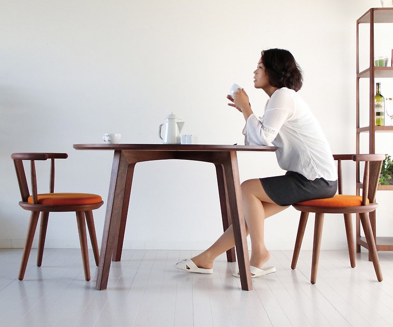 旭川家具 Interior NASU Croce 圓桌 - 餐桌/書桌 - 木頭 咖啡色