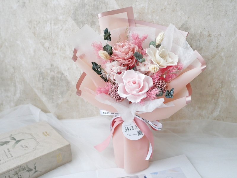 中小型不凋玫瑰花束【春櫻】告白/求婚/生日/周年紀念日/畢業花束 - 乾燥花/永生花 - 植物．花 粉紅色