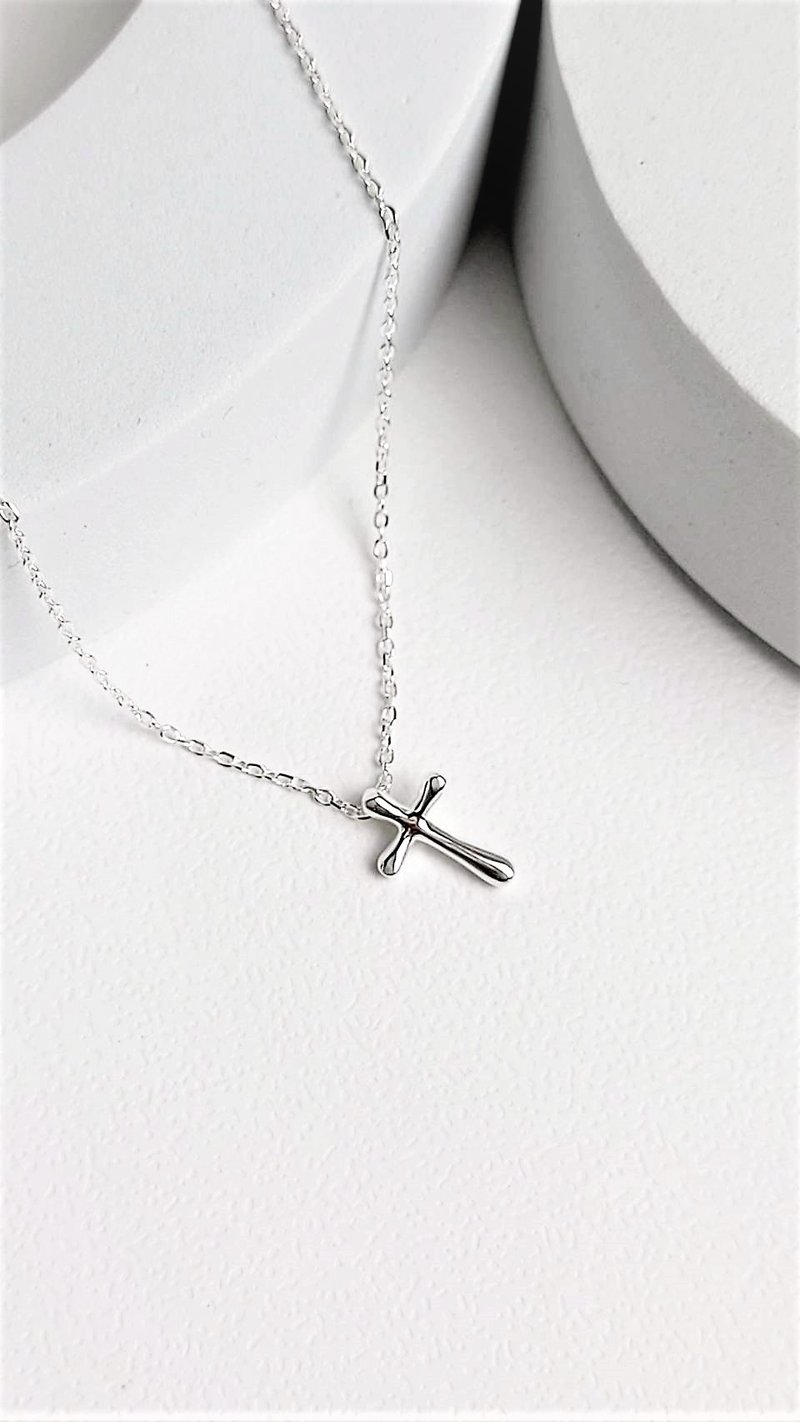 Cross Sterling Silver Necklace/ Simple Design/ Sterling Silver Necklace - สร้อยคอ - เงินแท้ สีเงิน