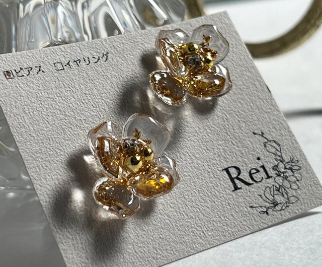 フラワー　レジン　ピアス　ハンドメイド　イヤリング変更可 フラワー レジン カボション ピアス ハンドメイド イヤリング