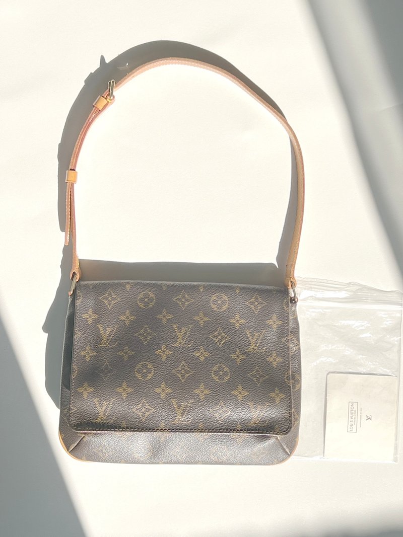LOUIS VUITTON LV shoulder bag 王菲包 斜挎包 腋下包 日本中古 - 側背包/斜背包 - 真皮 咖啡色