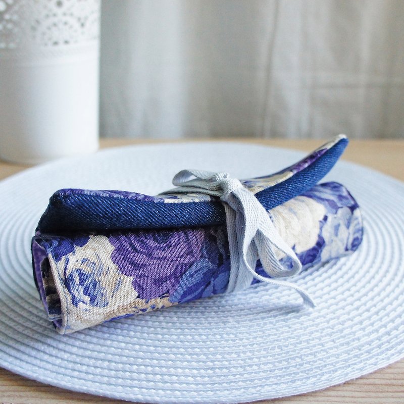 Lovely【日本棉麻布】玫瑰花丹寧牛仔捲軸筆袋、工具袋、漸層紫E - 鉛筆盒/筆袋 - 棉．麻 紫色