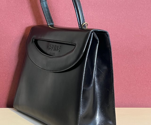 セリーヌ Celine 個性的な開口部デザイン ブラックレザー 中古 トート