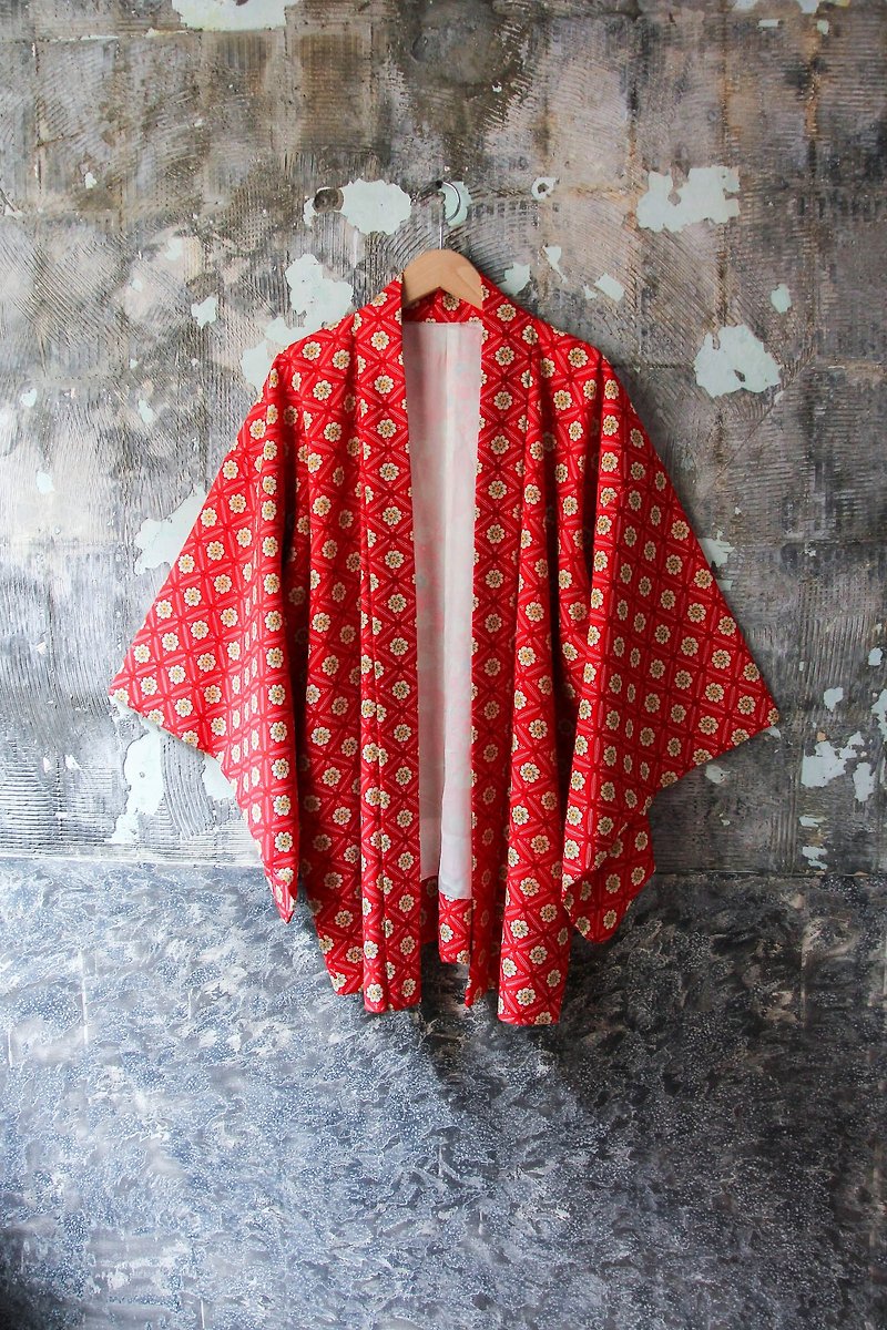 裊裊百貨公司-Vintage 日本紅花朵布花羽織外套 復古著 - 外套/大衣 - 聚酯纖維 