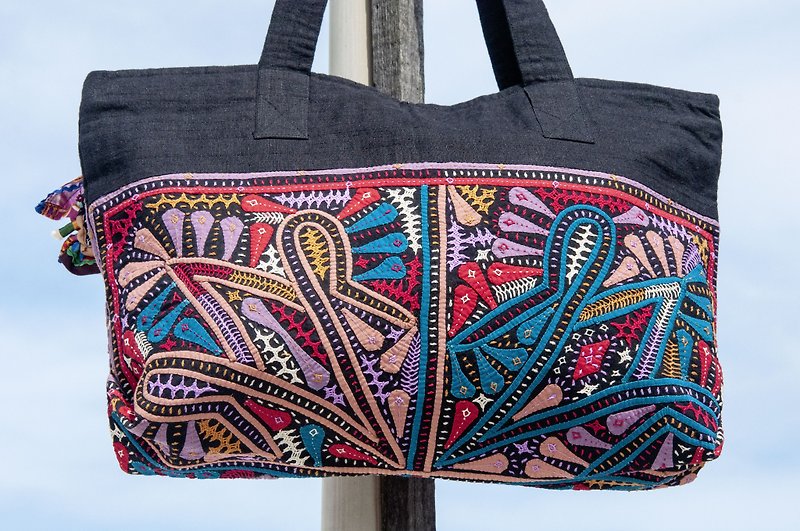 Hand-embroidered side backpack, ethnic style bag, bohemian shoulder bag, boro embroidered bag-Dark Night Stars - กระเป๋าแมสเซนเจอร์ - ผ้าฝ้าย/ผ้าลินิน หลากหลายสี