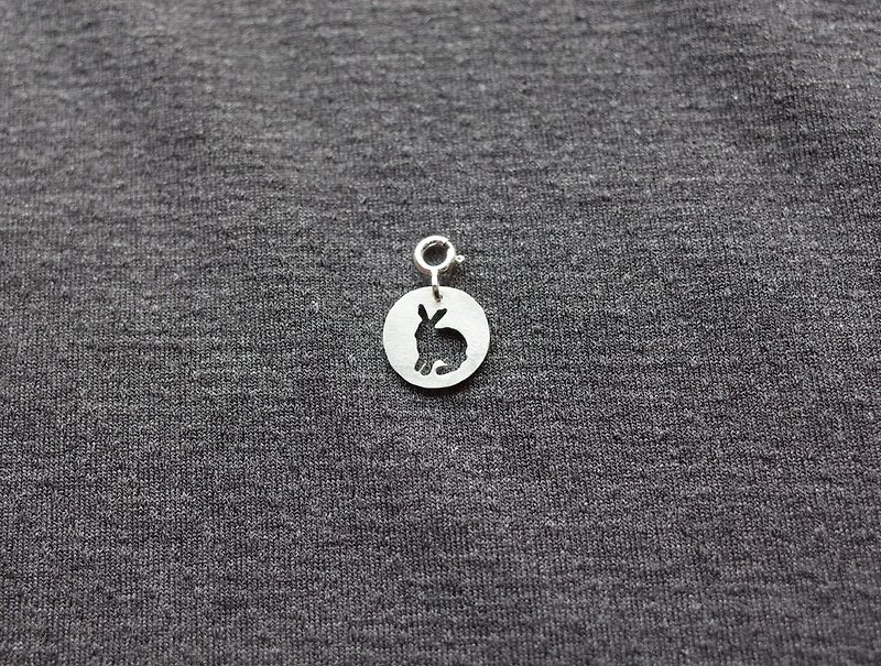 ni.kou silver rabbit pendant - Necklaces - Other Metals 