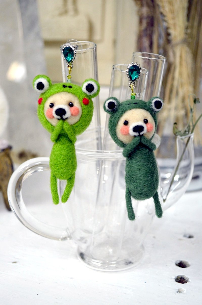 TIMBEE LO Japanese handmade wool frog baby doll earrings - Earrings & Clip-ons - Wool 