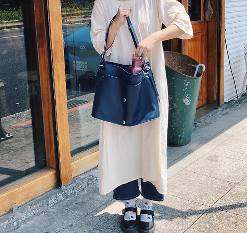 Super-fine flaws are cleared] Bucket Classic Bucket Bag - Shop