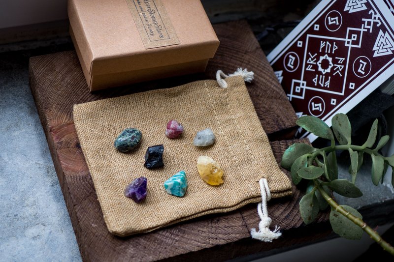 7 Chakra crystal set, harmonizing gift box, raw crystals, pink tourmaline - Other - Gemstone Multicolor