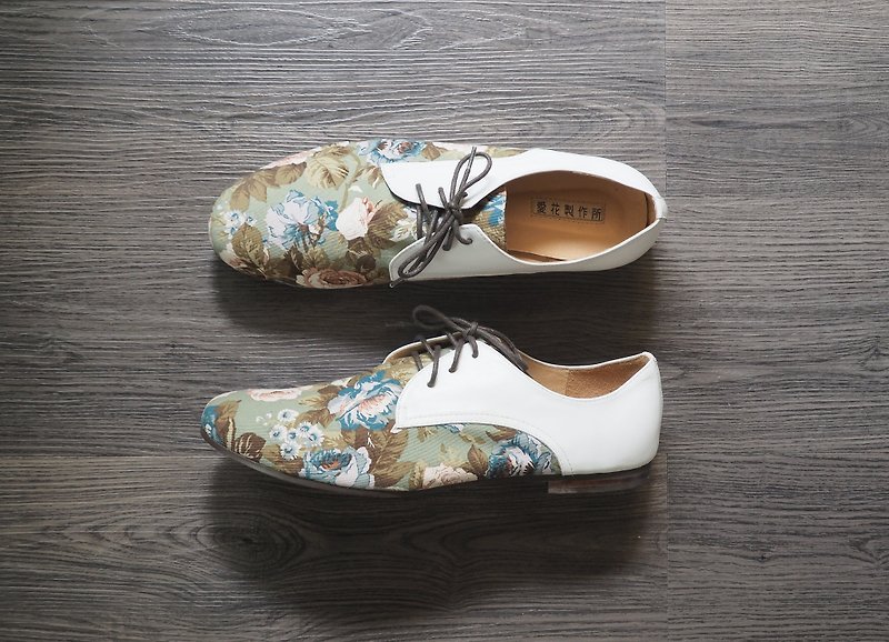 Love flower shoes - white leather green flower cloth - Men's Casual Shoes - Genuine Leather Green